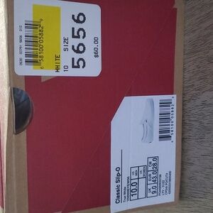 Vans men's size 10 white classic slip on